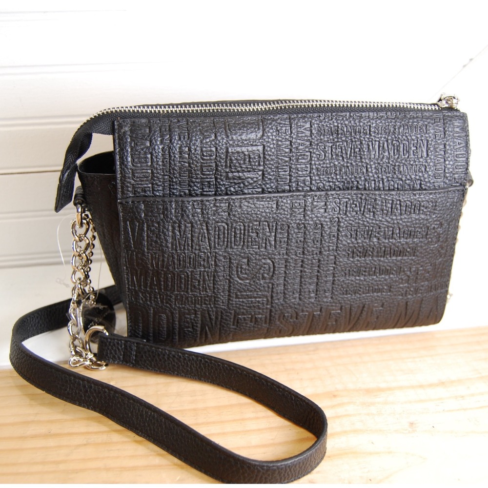 Steve‎ Madden Crossbody bag Vegan leather NWOT embossed Logo Silver-tone accents